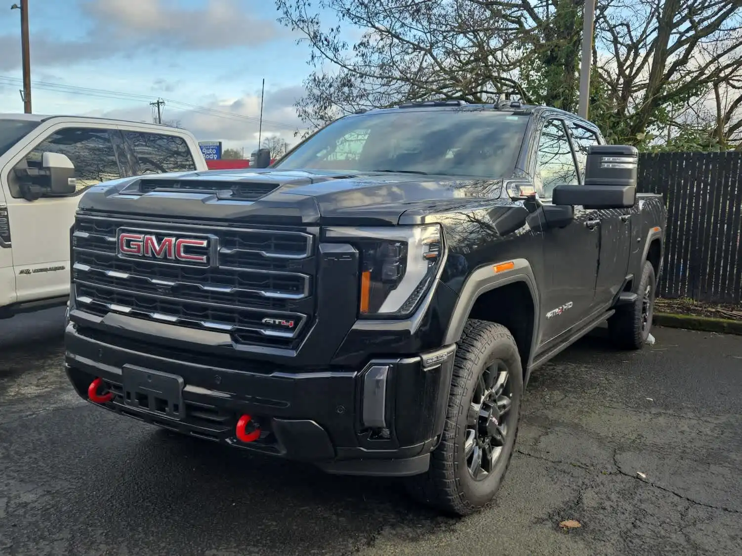 2024 GMC Sierra 4WD Crew Cab Standard Box AT4's photo