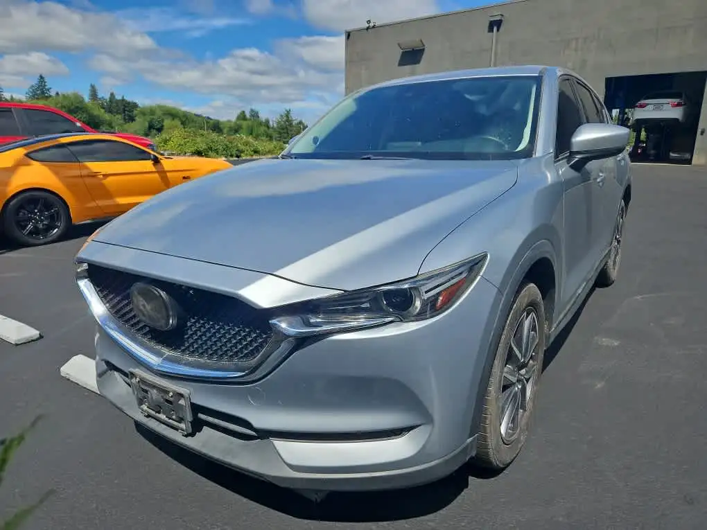 2018 Mazda CX-5 Grand Touring auto's photo