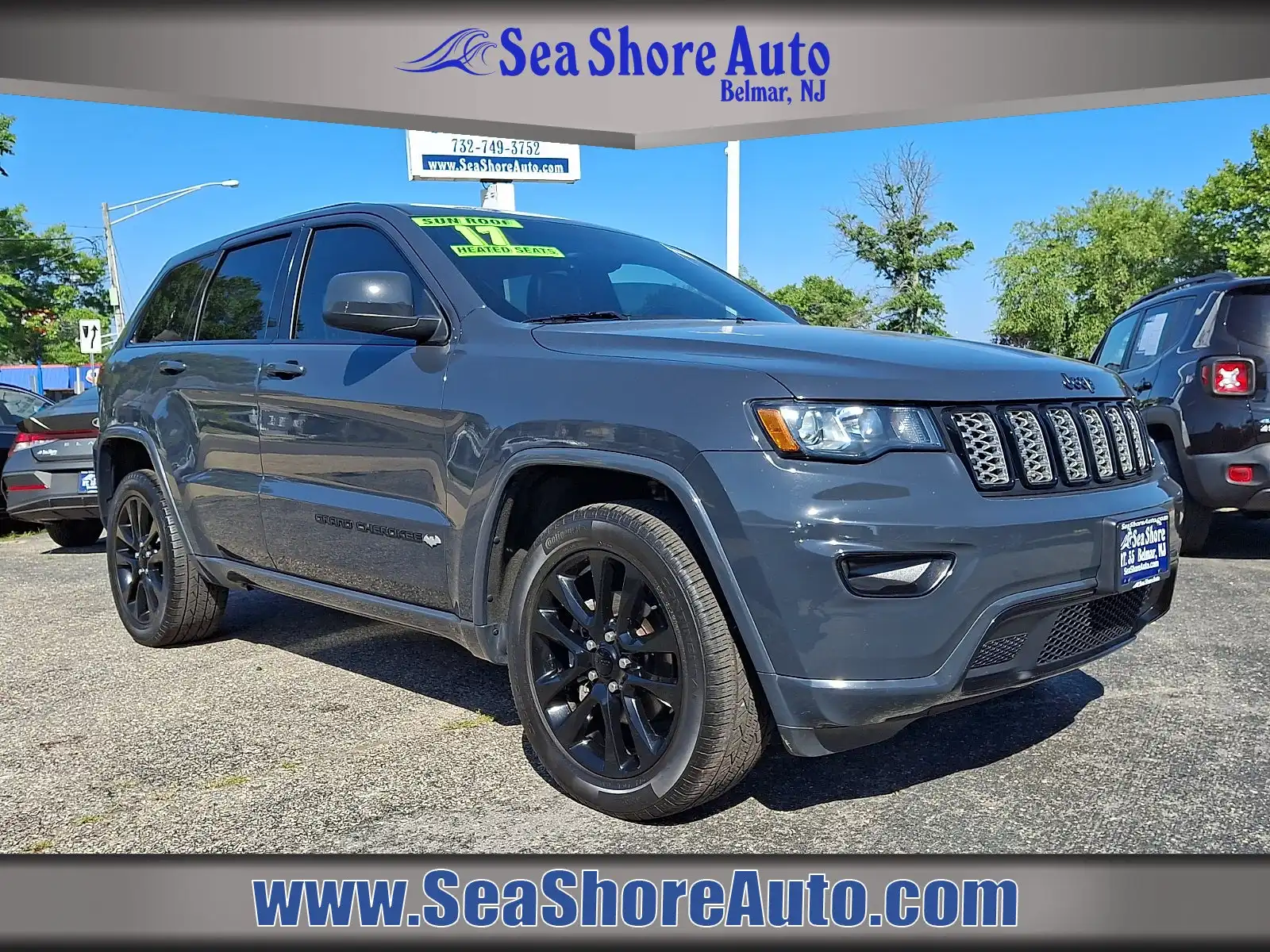2017 Jeep Grand Cherokee Altitude 4WD's photo