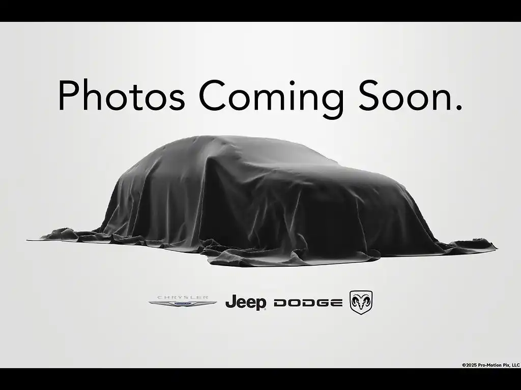 2024 Chevrolet Equinox EV 2LT FWD's photo