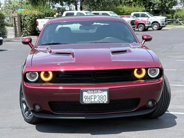 2023 Dodge Challenger SXT Auto photo 3
