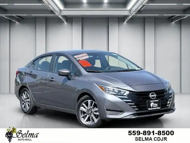 2025 Nissan Versa 1.6 SV CVT's photo