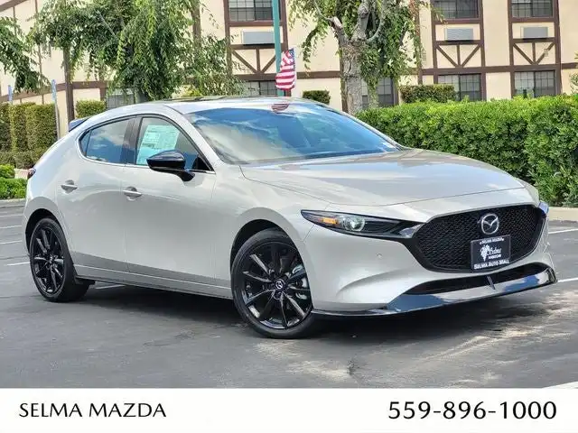 2026 Mazda CX-3 Premium Plus 2.5 AT 5-Door SKYACTIV AWD's photo
