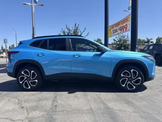 2025 Chevrolet Trax 2RS photo 4