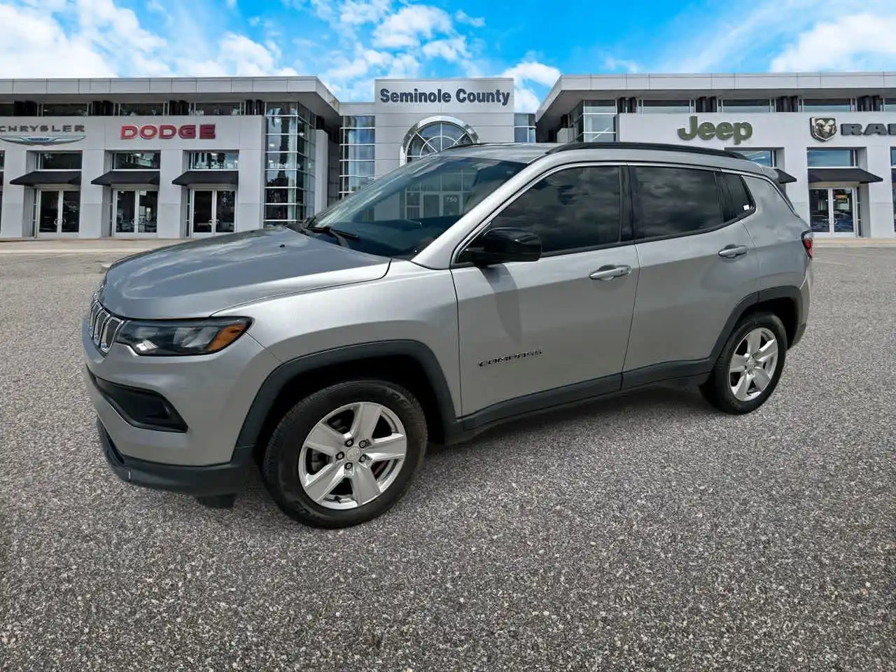2022 Jeep Compass Latitude's photo