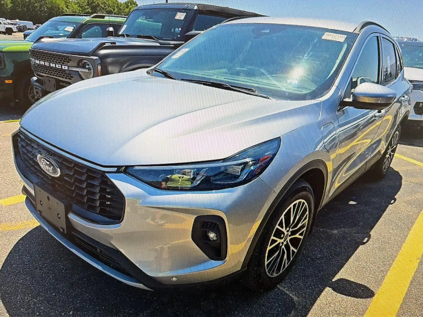 2023 Ford Escape PHEV FWD's photo
