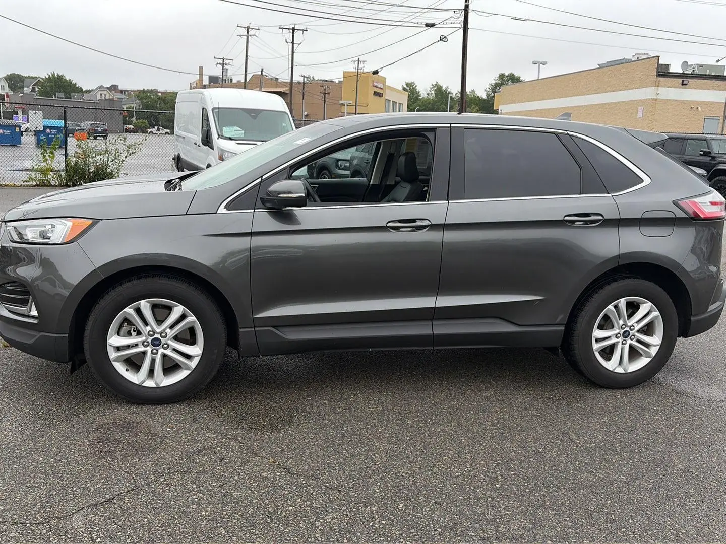 2020 Ford Edge SEL AWD photo 3