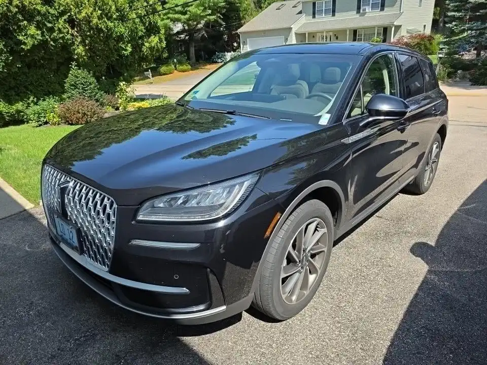 2023 Lincoln Corsair AWD's photo