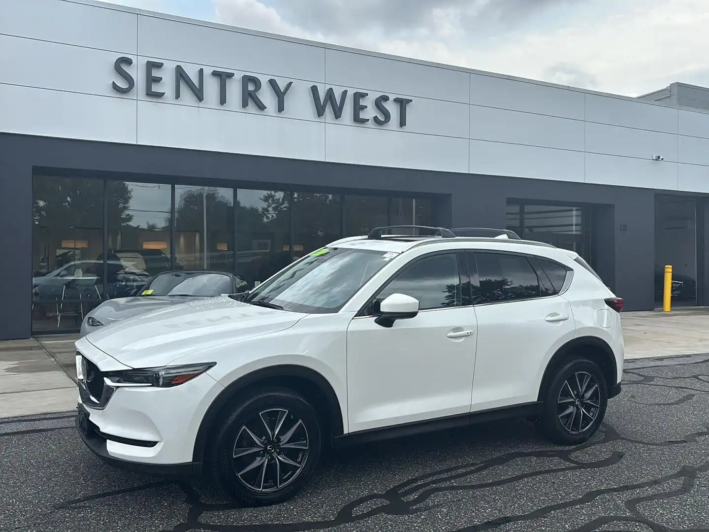 2017 Mazda CX-5 Grand Touring Auto AWD's photo