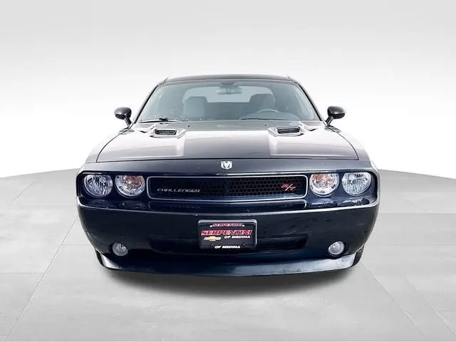 2010 Dodge Challenger R/T photo 3