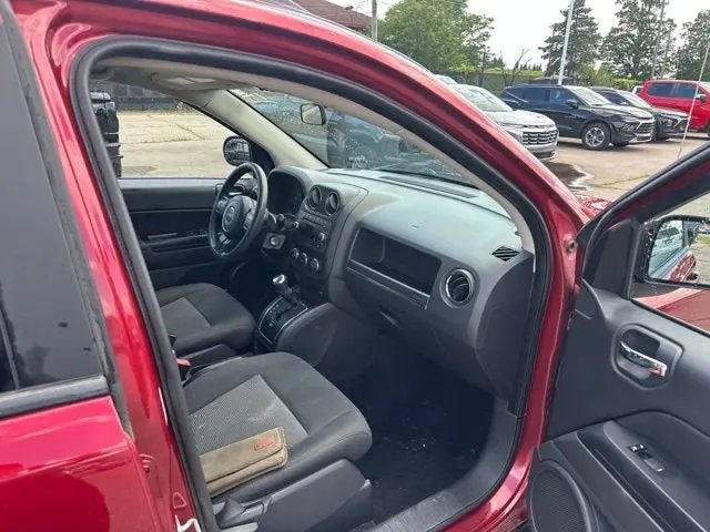2012 Jeep Compass Sport 4X4 photo 5