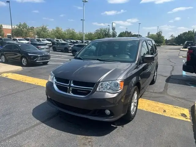 2019 Dodge Grand Caravan SXT's photo