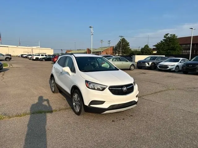 2018 Buick Encore Preferred AWD photo 3