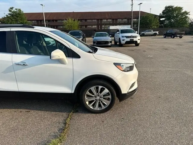 2018 Buick Encore Preferred AWD photo 4