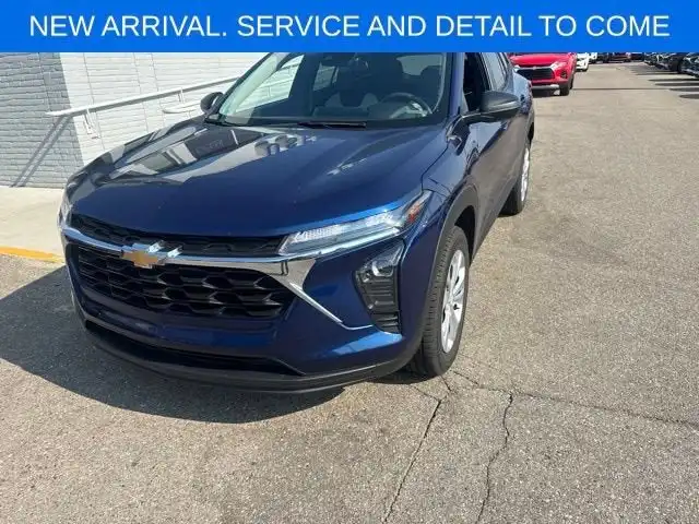 2024 Chevrolet Trax LS's photo
