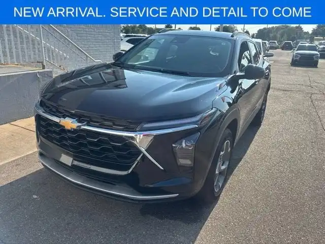 2025 Chevrolet Trax LT's photo