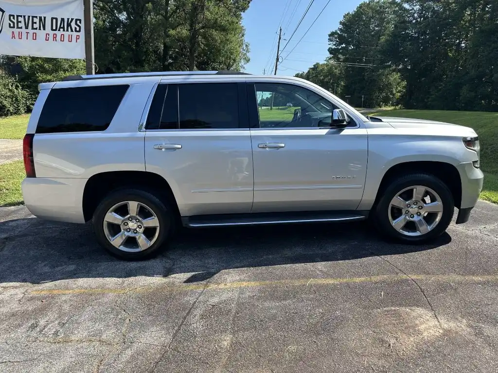 2020 Chevrolet Tahoe 4WD Premier's photo