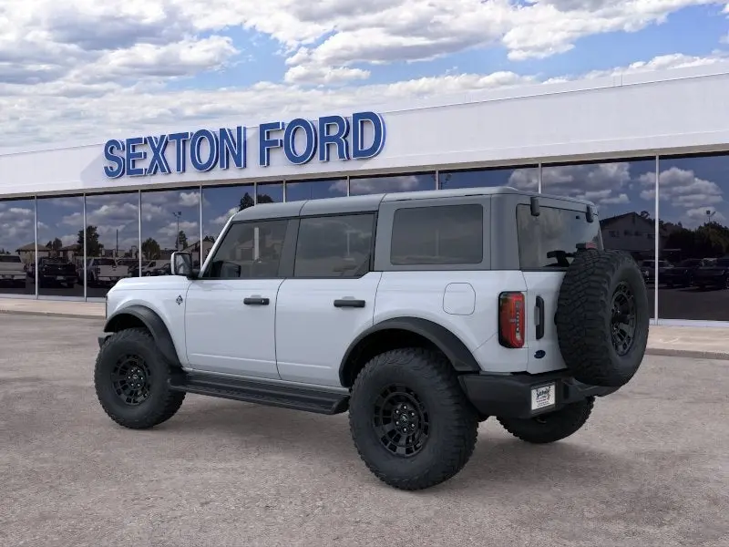 2026 Ford Bronco Outer Banks 4x4 photo 4