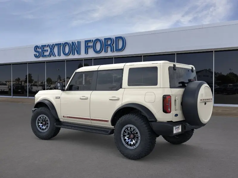 2026 Ford Bronco Outer Banks 4x4 photo 4