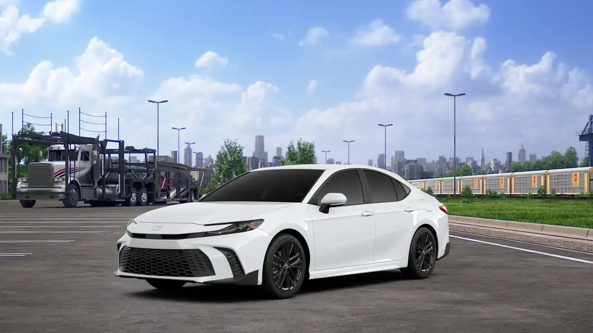 2026 Toyota Camry SE Hybrid's photo