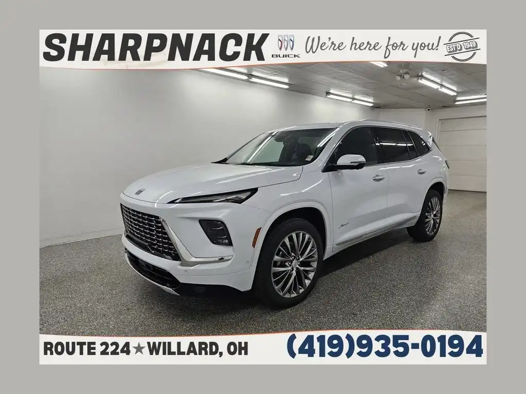 2026 Buick Enclave Avenir AWD's photo