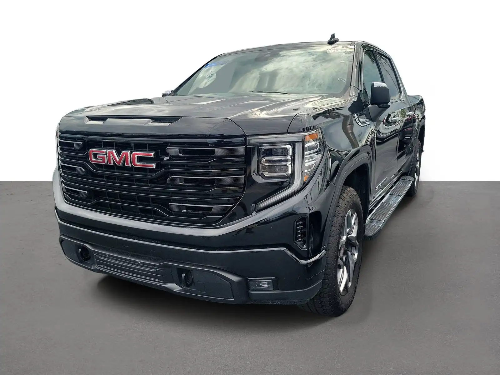 2025 GMC Sierra 4WD Crew Cab Short Box SLT's photo