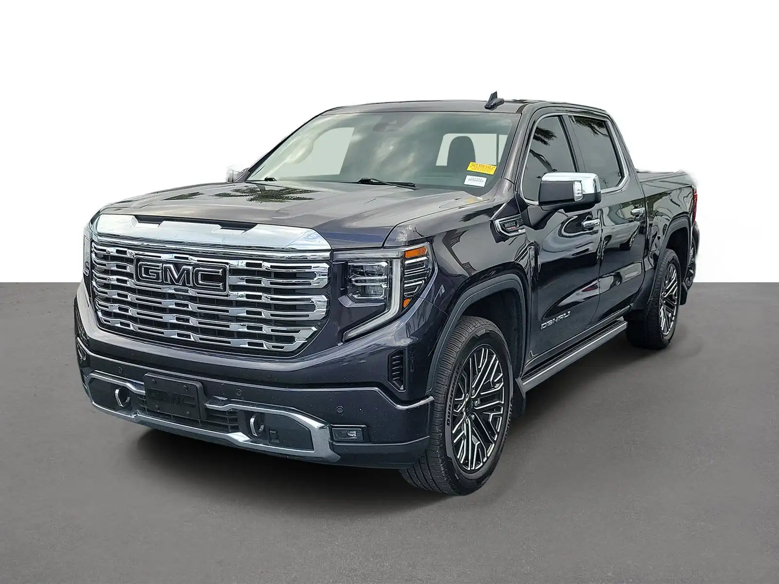 2022 GMC Sierra Denali 4WD Crew Cab Short Box's photo