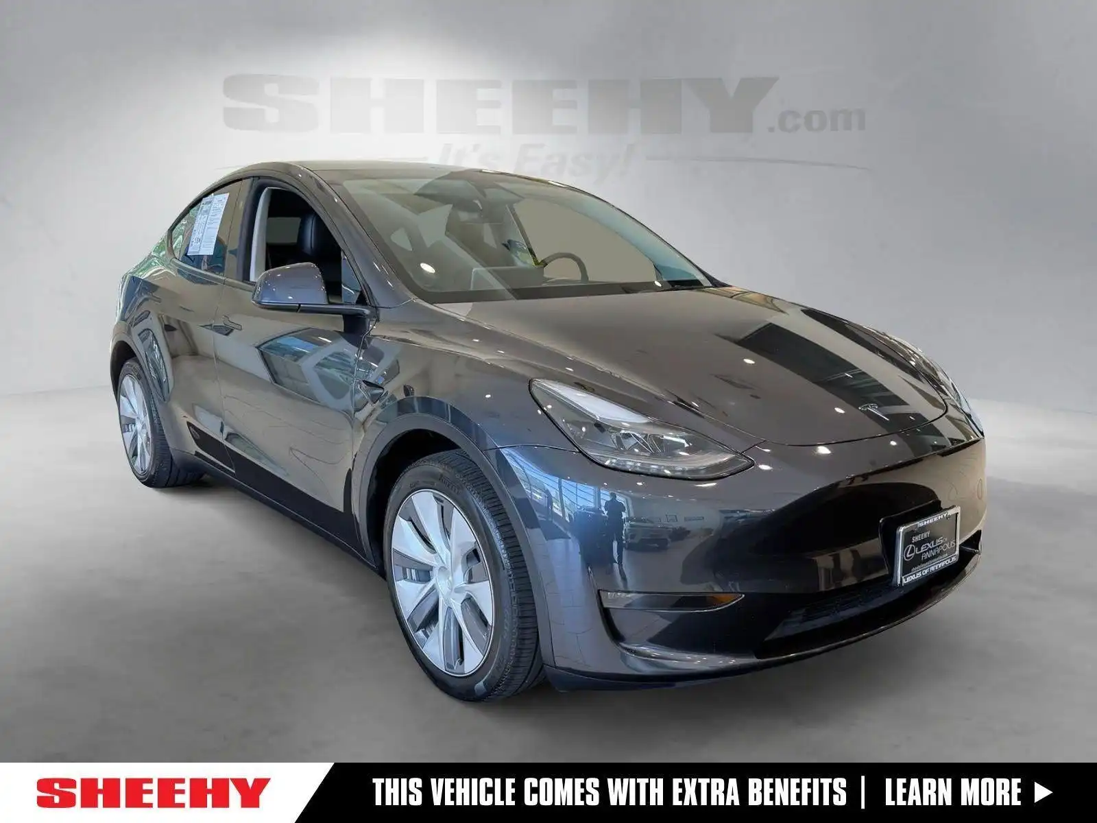 2024 Tesla Model Y Long Range Dual Motor All-Wheel Drive's photo