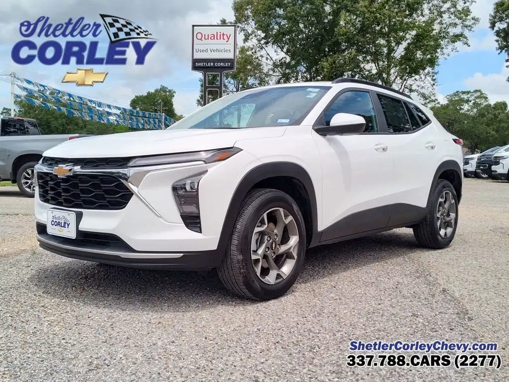 2025 Chevrolet Trax LT's photo