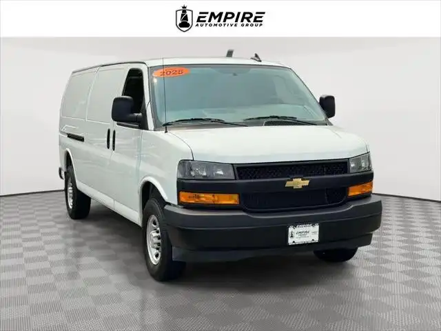 2025 Chevrolet Express 2500 Extended Work Van HD's photo