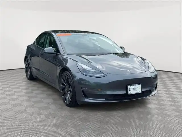 2022 Tesla Model 3 Performance Dual Motor All-Wheel Drive's photo