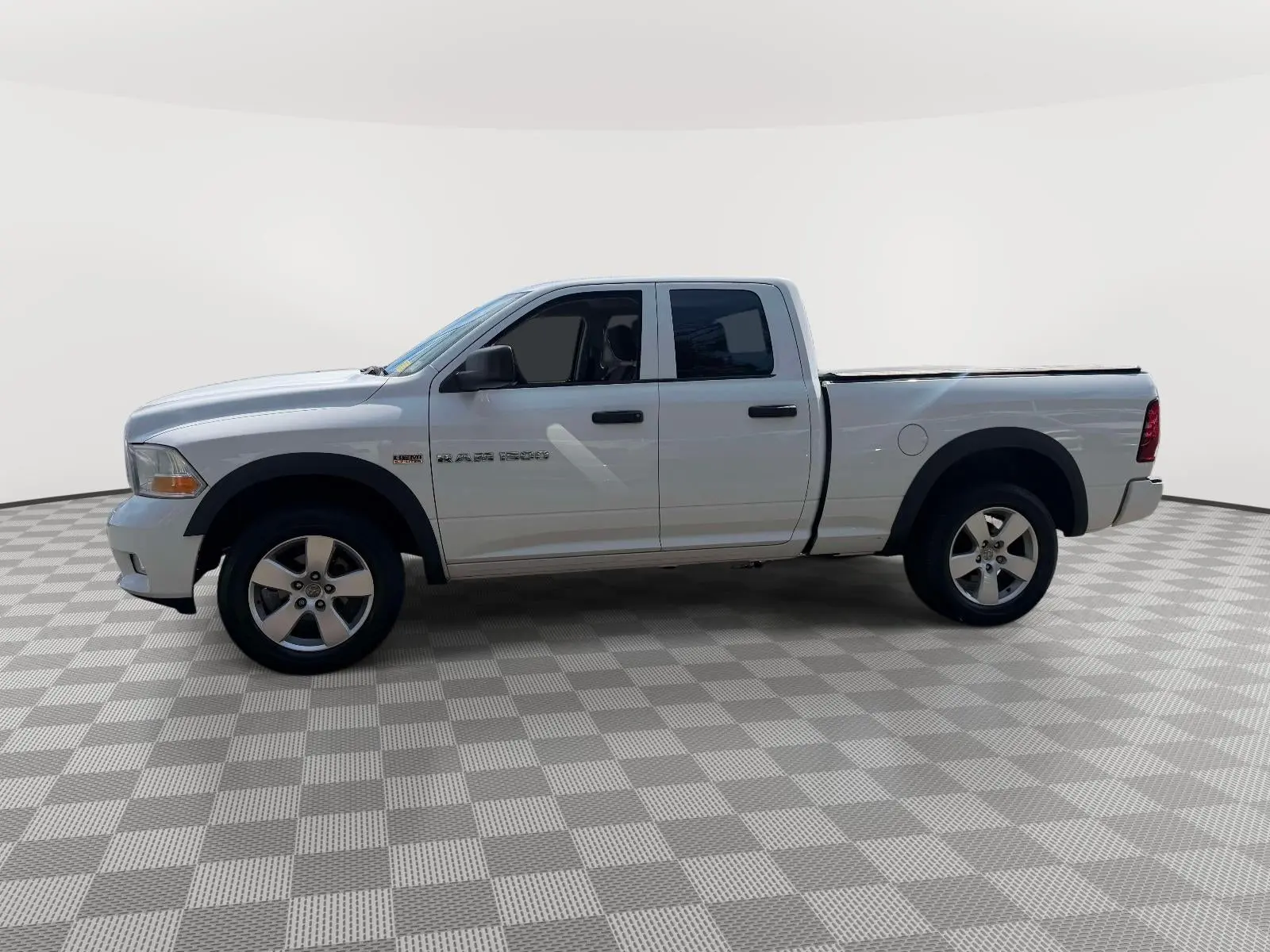 2012 RAM 1500 Express 4WD Quad Cab photo 5