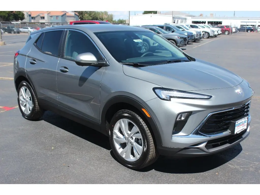2026 Buick Encore GX Preferred AWD photo 5
