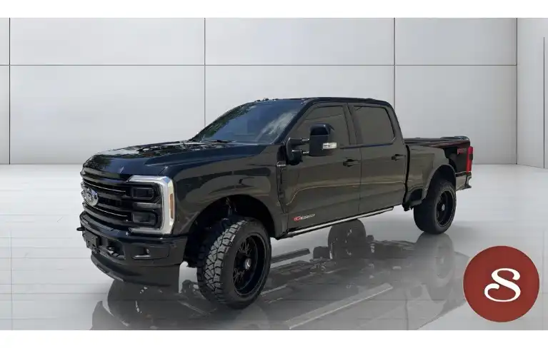 2025 Ford F-250 Platinum 4WD Crew Cab 8' Box's photo