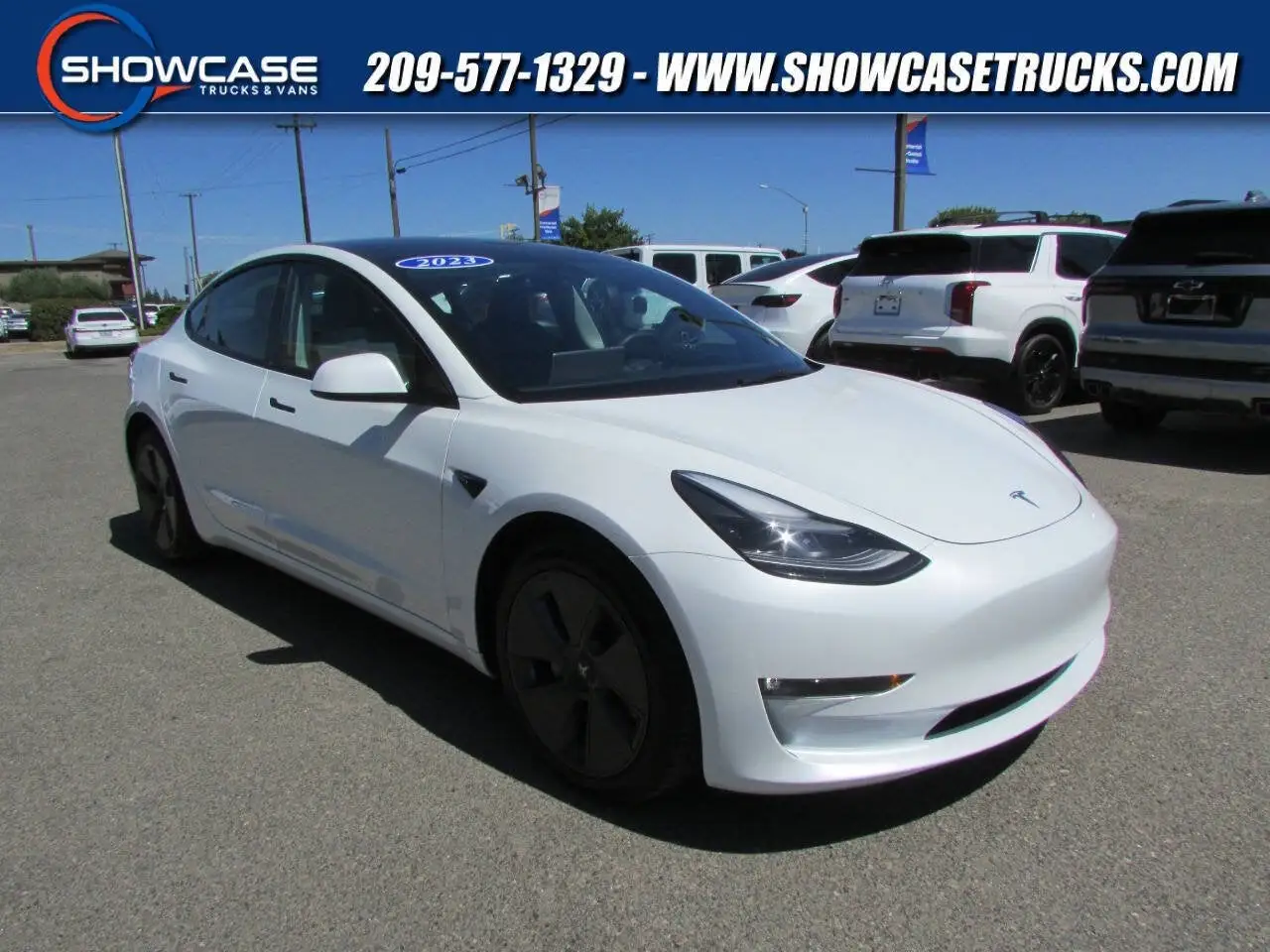 2023 Tesla Model 3 Long Range photo 1