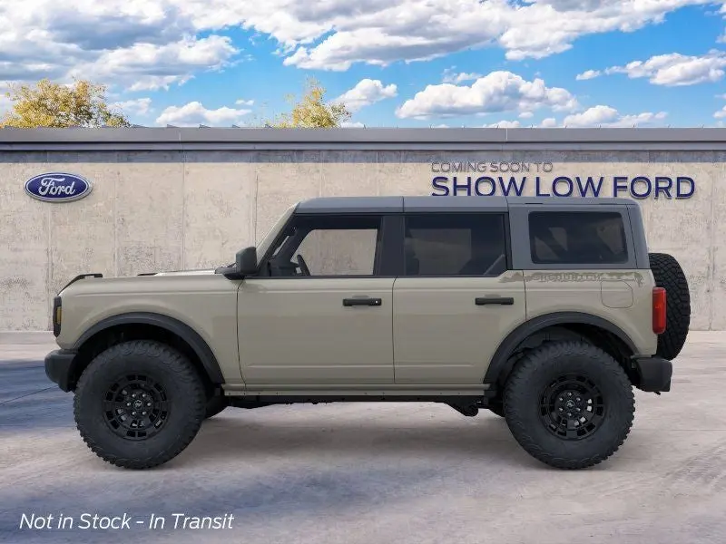 2026 Ford Bronco Base 4x4 photo 3