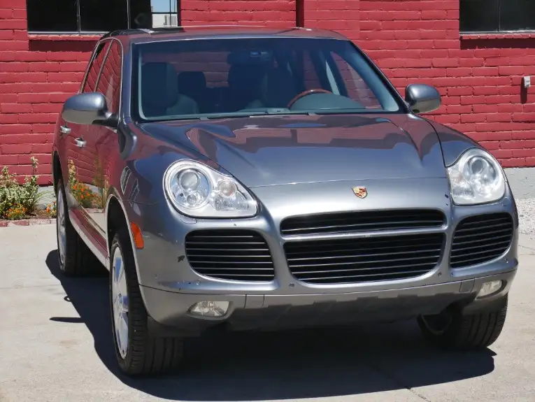 2004 Porsche Cayenne Turbo's photo