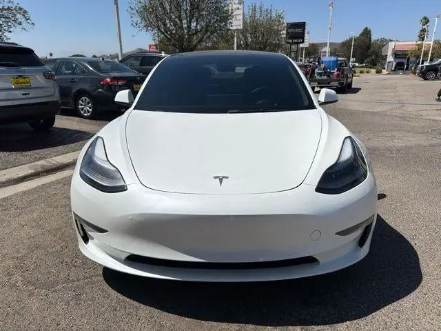 2023 Tesla Model 3 Base photo 4