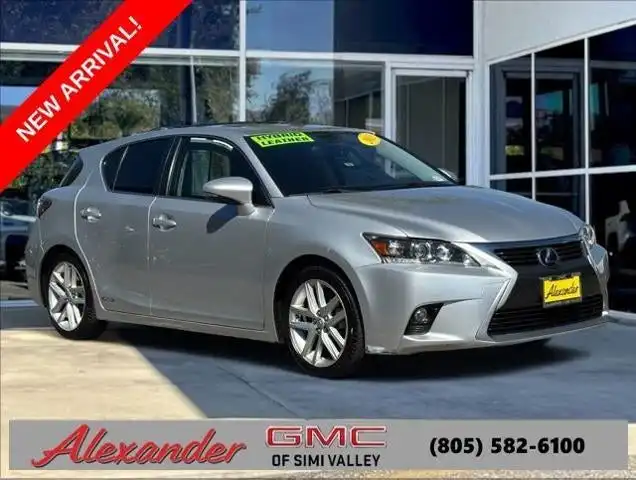 2015 Lexus CT 200h 200h's photo