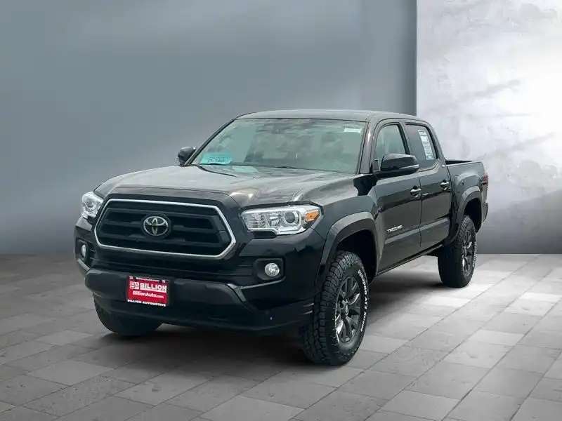 2023 Toyota Tacoma SR5 Double Cab 4WD V6 Auto Short Bed's photo