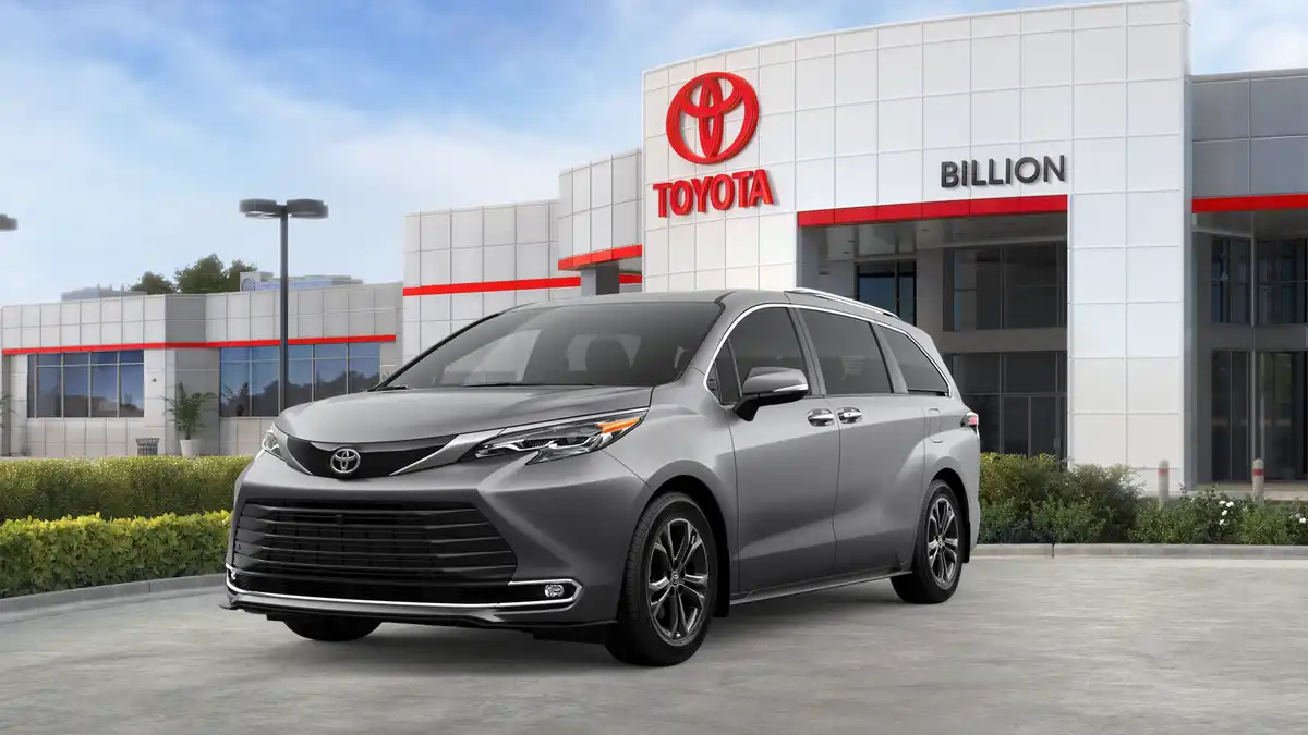 2026 Toyota Sienna Platinum 7-Passenger Hybrid AWD's photo