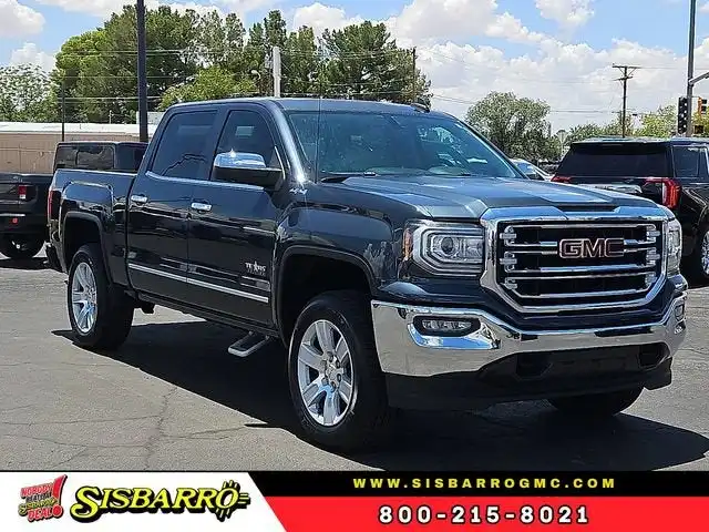 2018 GMC Sierra 4WD Crew Cab Short Box SLT's photo