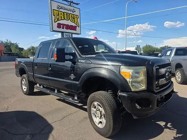 2014 Ford F-250 XL 4x4 Crew Cab 172 in's photo
