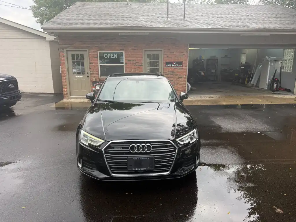 2018 Audi A3 2.0T quattro S tronic Premium's photo