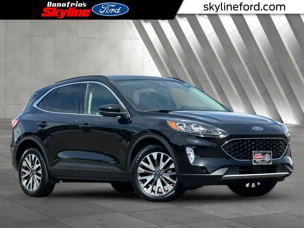 2020 Ford Escape Titanium AWD's photo