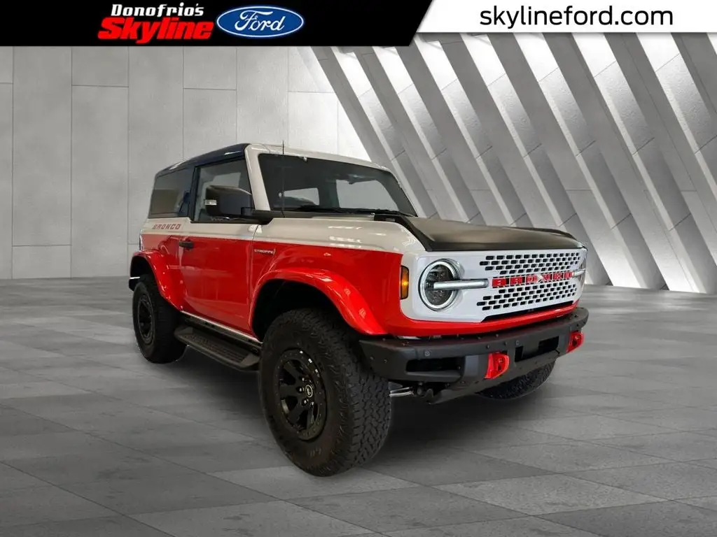 2025 Ford Bronco Stroppe 4x4 photo 1