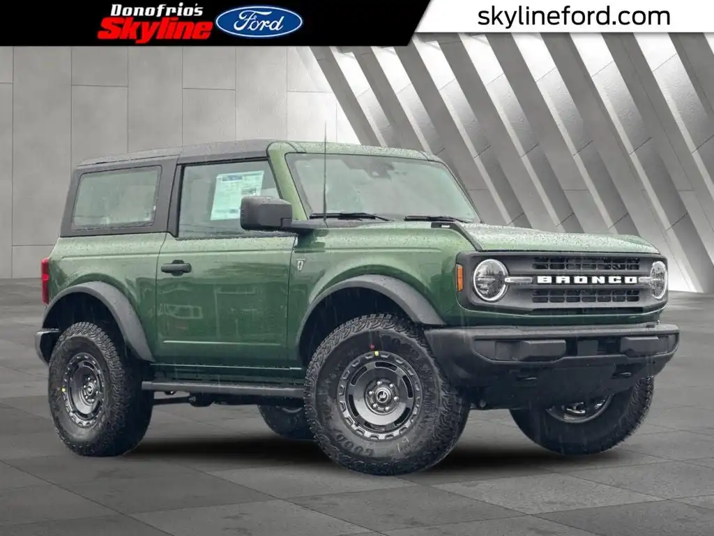 2025 Ford Bronco Base 4x4's photo
