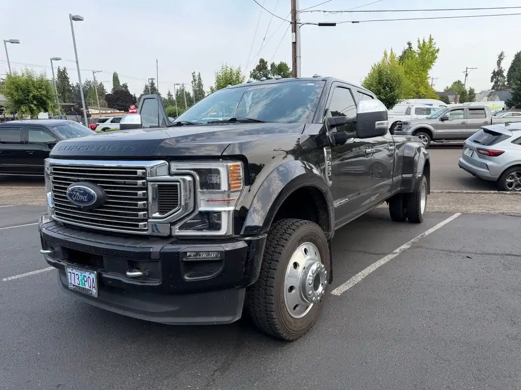 2022 Ford F-450 Platinum 4x4 Crew Cab 8' Box DRW's photo