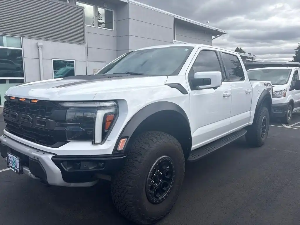2024 Ford F-150 Raptor 4x4 SuperCrew 5-1/2 Box's photo