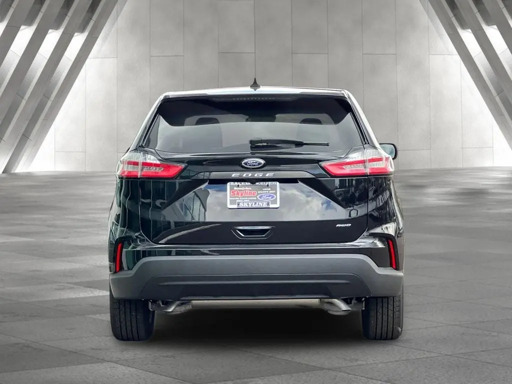 2024 Ford Edge SE AWD photo 4